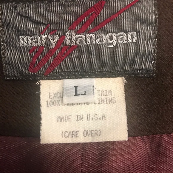 Vintage Mary Flanagan 100% Wool Coat - Picture 5 of 7